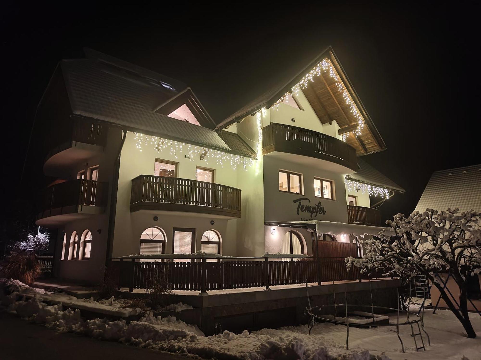 Tempfer Apartments & Rooms With New Wellness Rateče Exterior foto